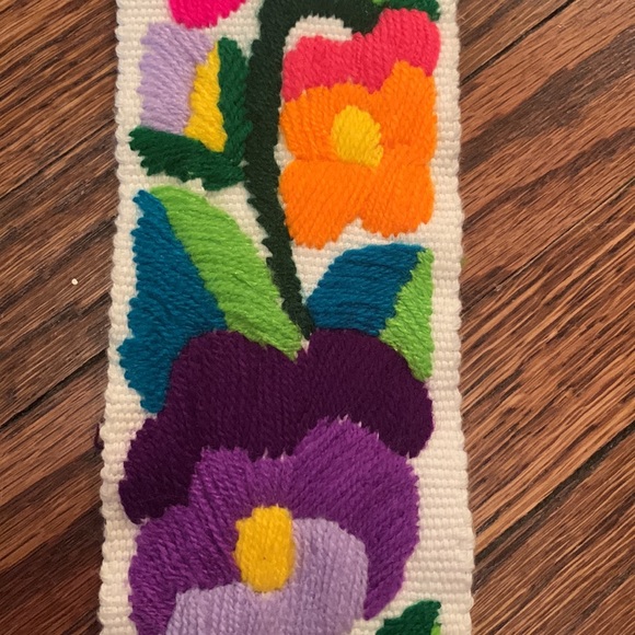 Embroidered Belt - Picture 2 of 4